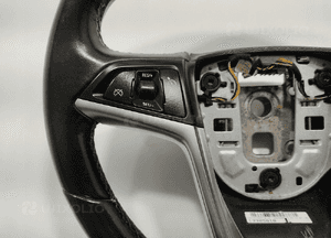 Kierownica multifunkcyjna przyciski sterowanie opel astra iv j 13305818 09- 5