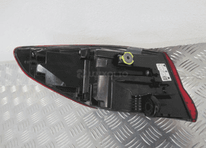 Lampa tylna tył prawa bmw 1 F40 led 647502 2019- 7
