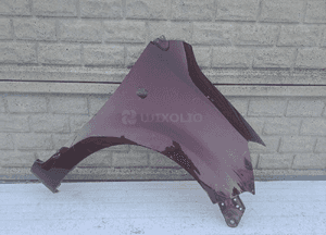Daihatsu sirion subaru justy błotnik prawy przedni 1