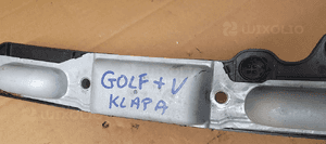 Blenda klapy bagażnika mikrostyk podświetlenie VW Golf V Plus 1T0827574C 9