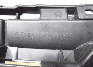 Audi Q2 wzmocnienie atrapy grilla 81A853037D 6