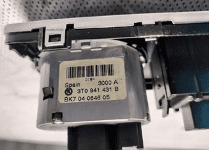 WŁĄCZNIK ŚWIATEŁ SKODA YETI LIFT/ SKODA SUPERB II/ OCTAVIA II 3T0941431B 4