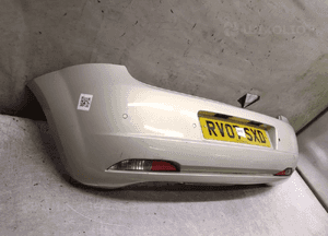 Zderzak tył tylny fiat grande punto 249 biały pdc czujniki 4