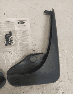Ford fiesta ii MK2 chlapacze tył tylne prawa i lewa nowy oryginał 4