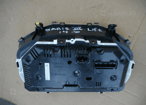 Licznik zegar Toyota Yaris 3 III 11-19r 83800-0UL60 2