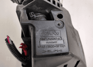 SKRZYNKA BEZPIECZNIKÓW FORD MONDEO MK4/ GALAXY 2.5 T 6G9T-14A067-A 3