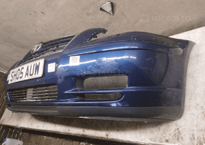 Zderzak przód przedni toyota avensis T25 8P4 granat granatowy 4