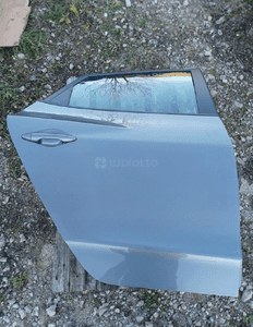 Hyundai IX35 drzwi prawy tylne prawe tył 09- kompletne 1