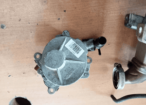 pompa vacum wakum qashqai j10 2.0 dci 8200472458 1