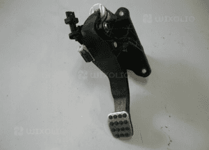Mercedes W176 W246 pedał sprzęgła A2462900112 1