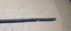 Listwa zgarniająca drzwi prawy przód chrom VW Passat B5 FL 3B0837478E 5
