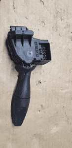 Przełącznik manetka wycieraczek Ford Transit Connect 3