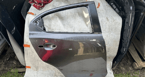 Drzwi tył tylne prawe mazda 2 dj 1