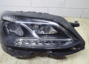 Lampa prawa mercedes e-klasa W212 usa led A2128209459KZ 2