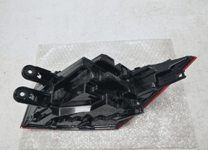 Skoda enyaq iv lampa lewy tył lewa tylna led oem 13