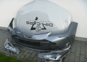 Toyota corolla E21 sedan maska silnika ładna 6
