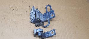 Zawias zawiasy drzwi prawy przód para Audi A4 B6 8E0831412 1
