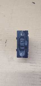 Przełącznik regulacji świateł Opel Movano III 8200379685 1