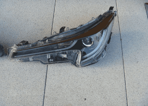 Toyota corolla E21 hb kombi lampa full led modół dwie soczewki 81150-02S80 12