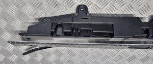 Mercedes W213 osłona progu bagażnika A2136900141 A2136903601 9