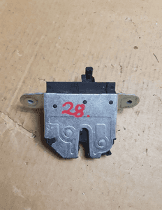 Zamek klapy bagażnika 13317445 OPEL CORSA D 06-14 1