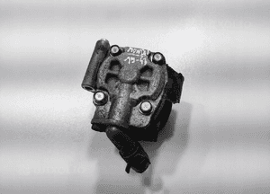 POMPA WSPOMAGANIA FORD MONDEO MK4 IV 2.0 BENZYNA 7G91-3A696-AB 2007-2012 3