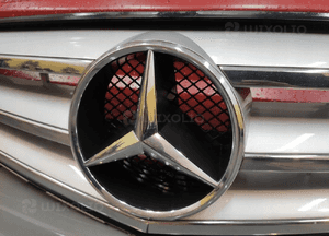 Mercedes c-klasa W204 lift grill atrapa kratka amg chrom oryginał igła 4