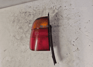 Lampa tylna lewa tył lewo bmw 5 E39 kombi 2