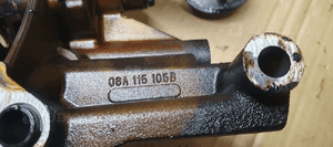 Pompa oleju olejowa Audi A4 B6 1.6 06A115105B 5