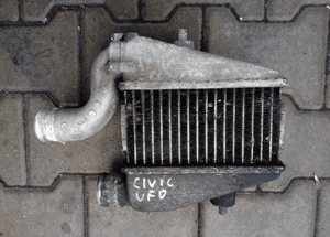 Honda Civic 8 Ufo 2.2 CTDi Intercooler chlodnica 1