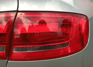 Audi A4 B8 sedan lampa tył tylna prawa lewa 1
