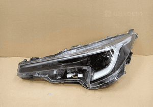 Lampa lewa lewy full led toyota corolla E21 hb kombi lift 22- 1