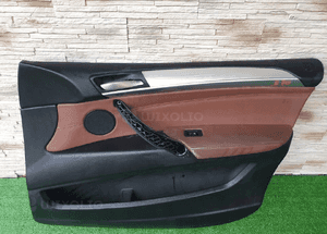 Tapicerka drzwi bmw X5 E70