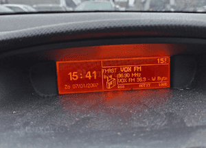 Peugeot 207 308 T7 zegarek  wyświetlacz 9664483980 96644840XT 8