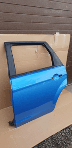 Drzwi lewy tył tylne lewe Ford Focus MK2 Lift Q8 3