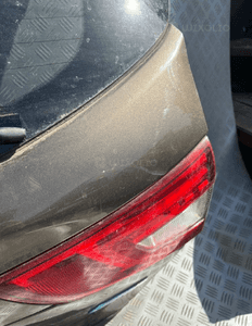 Klapa bagaznika kompletna nissan qashqai ii 2 J11 14