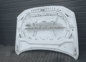 Maska pokrywa silnika vw passat B8 3G0 2014- 15