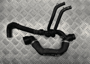 Mercedes W213 rura wąż przewód wody układu chłodzenia A2135014100 1