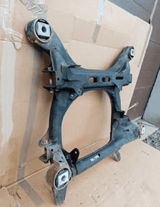 Wózek sanki belka pod silnik przód VW Touareg 7L0407747A 2