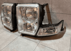 Jeep commander xk xh lampy przód oryginał uk ładne 2