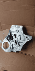 Mechanizm podnośnik szyby prawy tył Kia Sportage III 83480-3U030 2