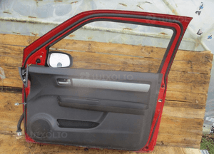 Drzwi przód przednie prawe suzuki swift iv 4 5D 7