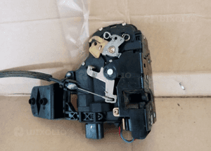 Zamek drzwi Prawy przód Passat b5 3B1837016A 3