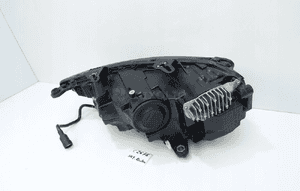 Lampa prawy przód przednia full led audi A1 ii 82A 5