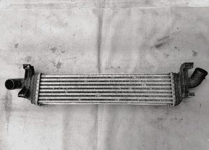 Intercooler Volvo S40 V40 C30 Ford 4N5H-9L440-VF 4