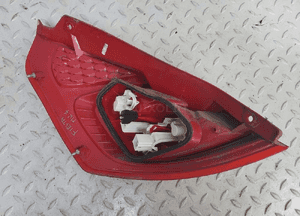 LAMPA prawa prawy tył tylna Ford Fiesta Mk7 VII 08- EU bdb 3
