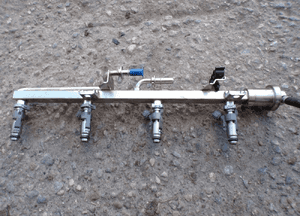 Iveco daily 3.0 cng listwa wtryskowa wtryskiwacze 504323902 1