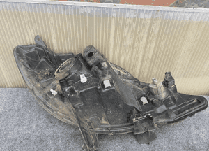 Lampa przód przednia lewa peugeot 107 oryginał 4