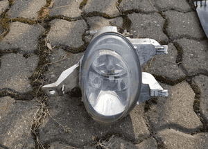 halogen prawy peugeot 206 1