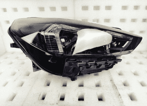 Bmw X1 U11 lampa prawa przód full led eu 4A27826 4A27826-01 1